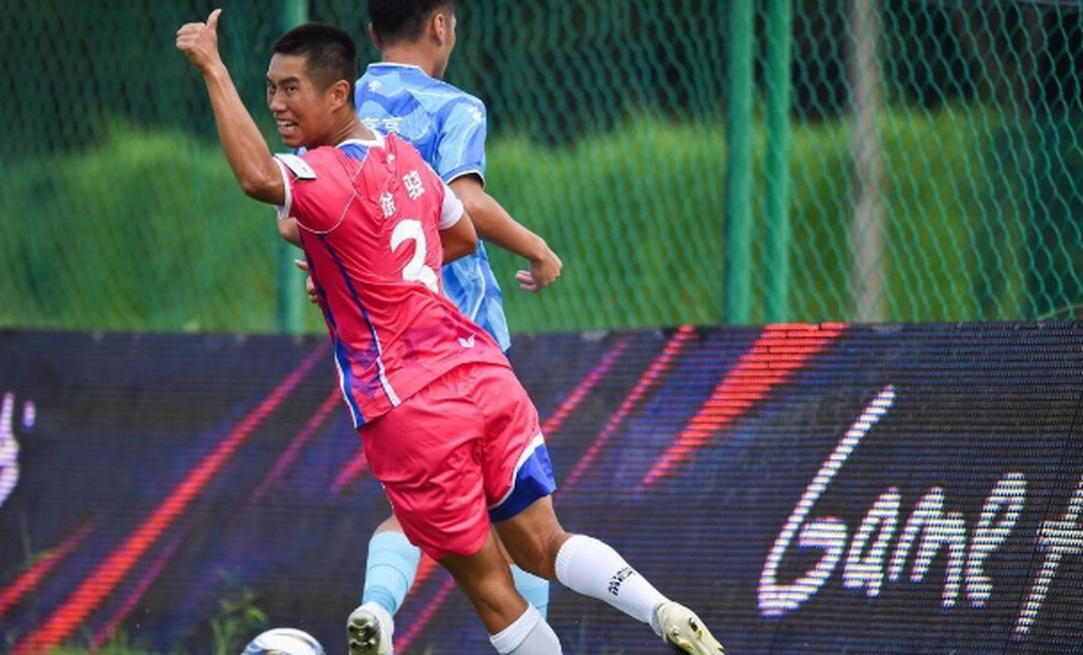 爱游戏app-包含皇家马德里发布备战花絮,今夜门线救险,中超任务艰巨,球队文化再被提及的词条