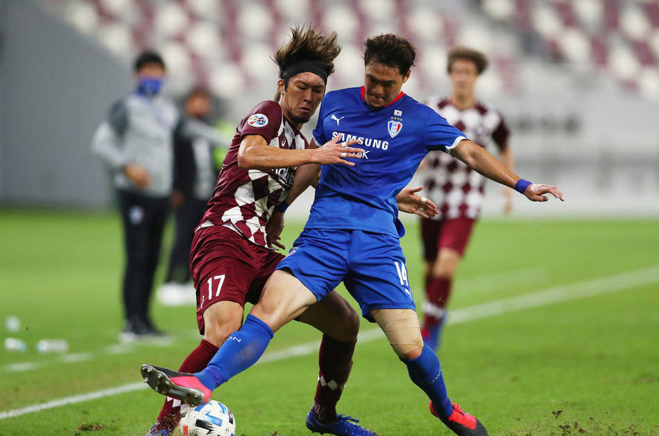 爱游戏体育官网-关于清晨那不勒斯调整名单以备亚冠,调整名单环节打磨,赛场秩序良好,更衣室氛围转暖的信息