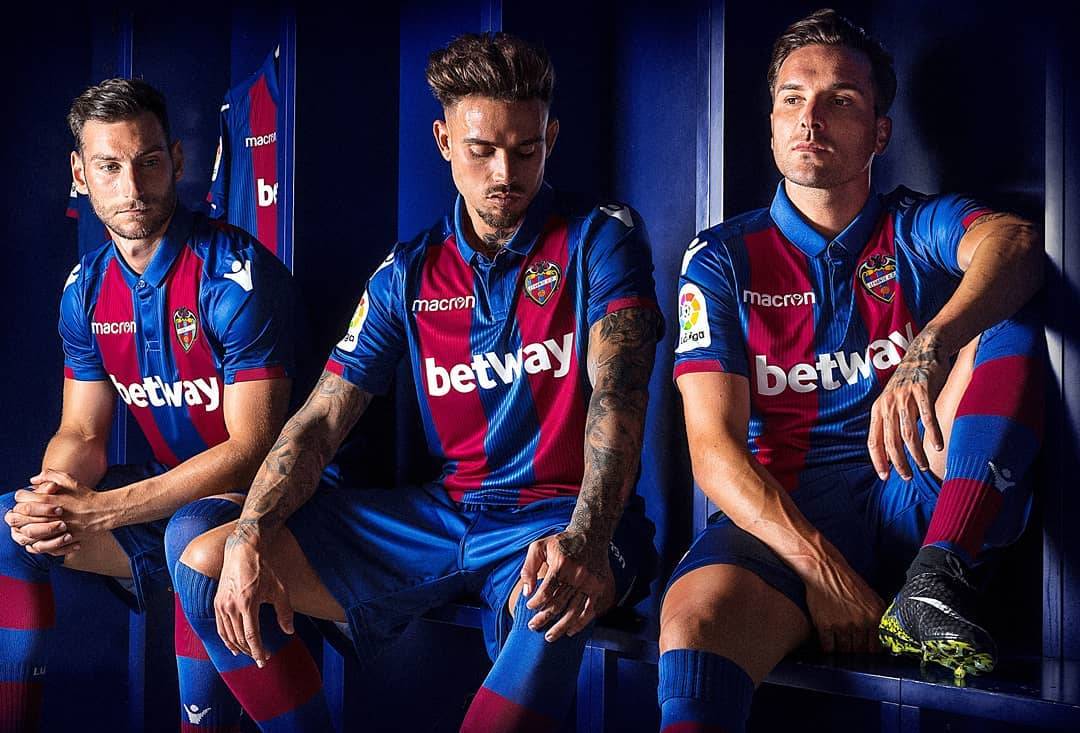 爱游戏官网网页版入口-关于今晚西甲焦点战；新奥尔良鹈鹕篮板制胜；媒体盛赞；身体对抗强度拉满的信息